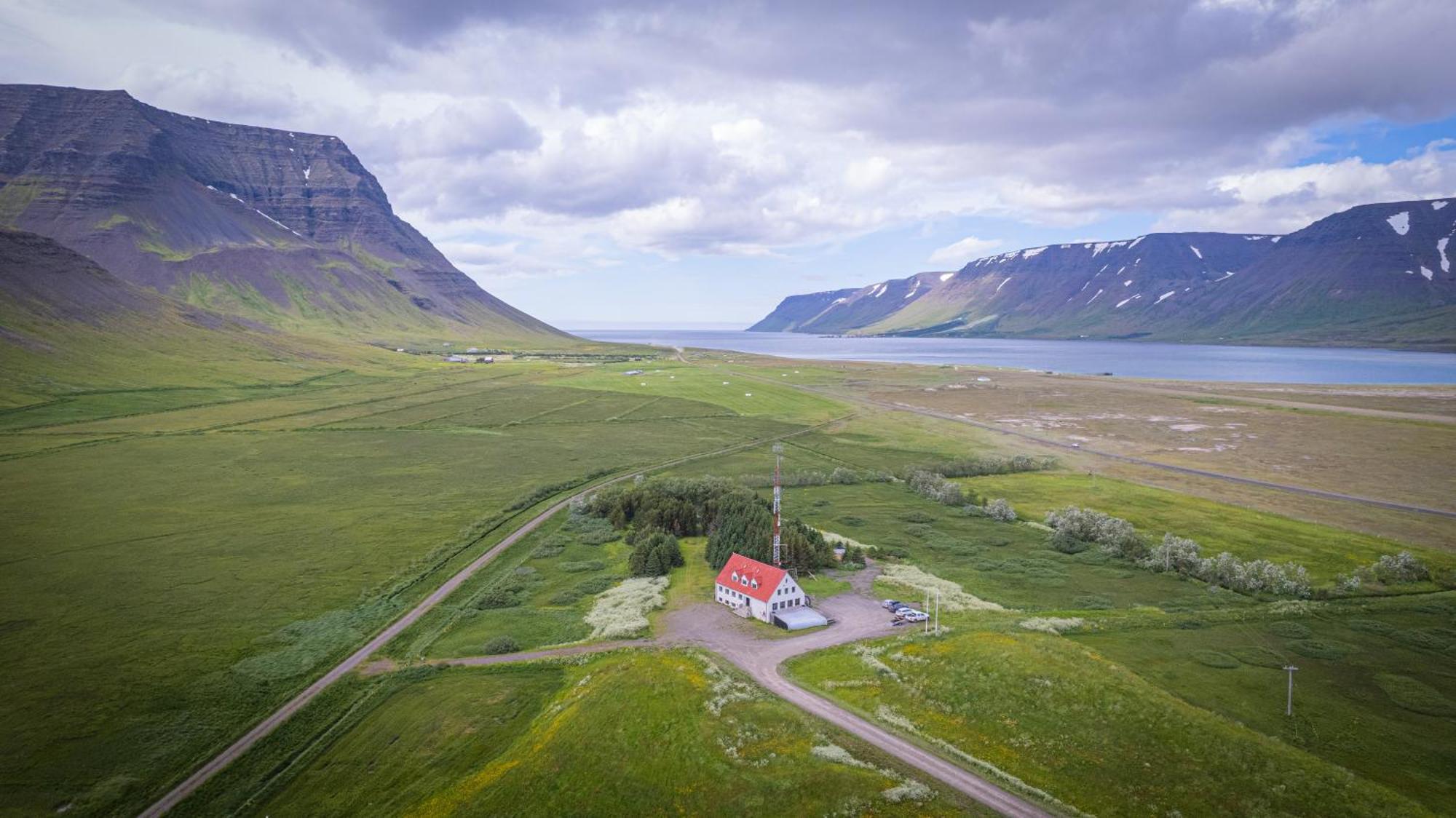 Holt Inn Flateyri Exteriér fotografie